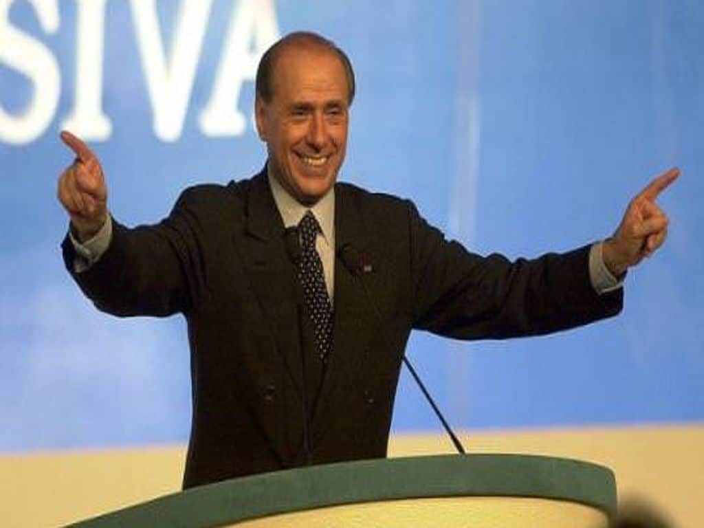 Berlusconi Ai Servizi Sociali: Alcune Proposte Di Impiego