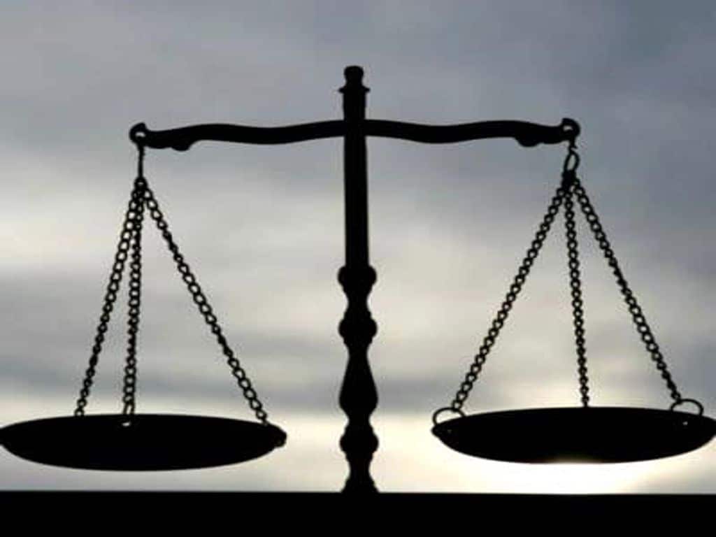 Verità Delle Sentenze E Diritto Alla Critica