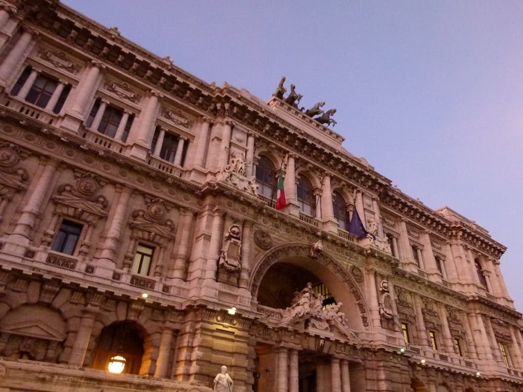 Avvocati, Consiglieri Dell’Ordine Solo Per Due Mandati | aivm.it